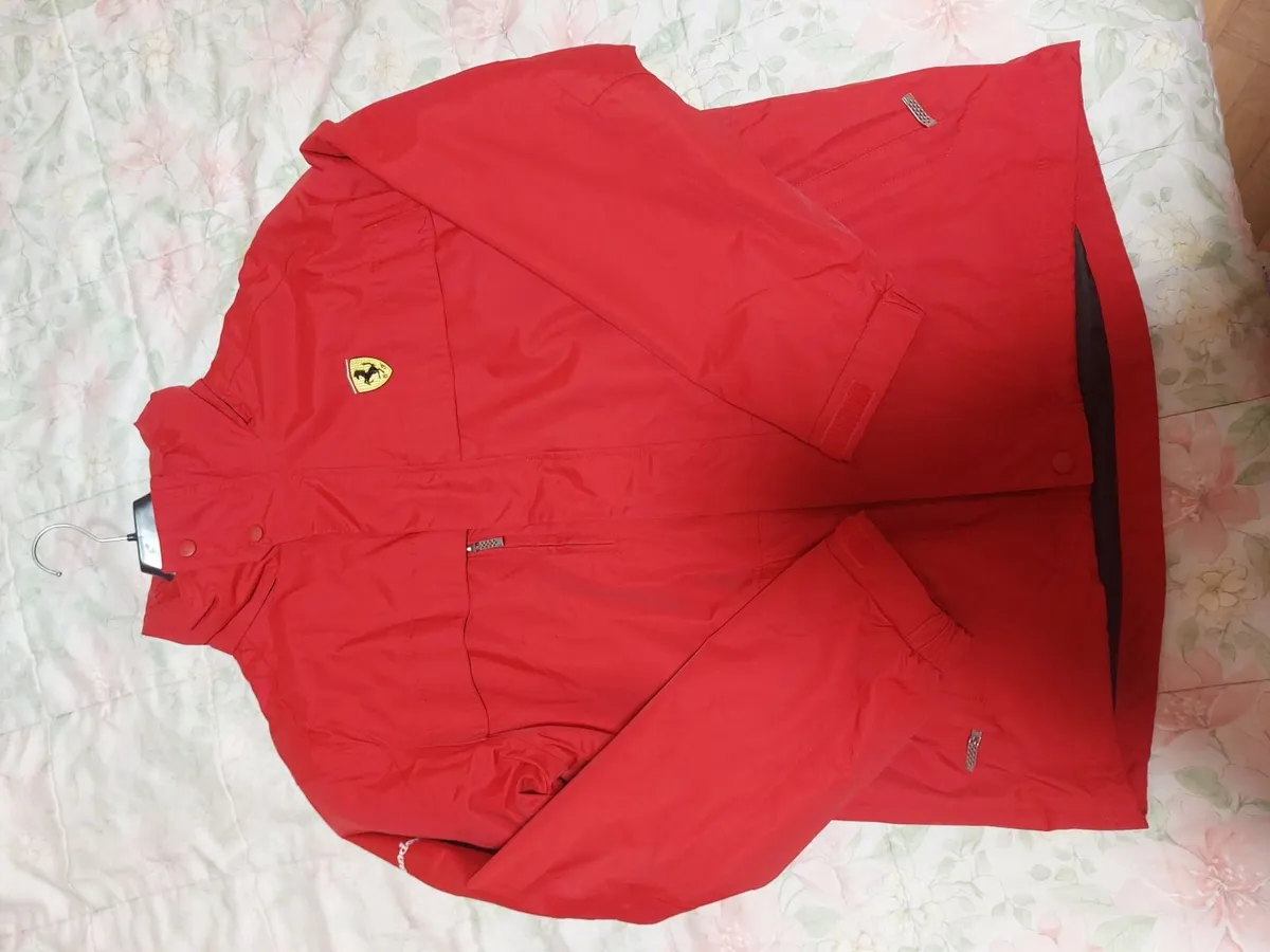 Ferrari F1 team coat (original) unused - Image 2