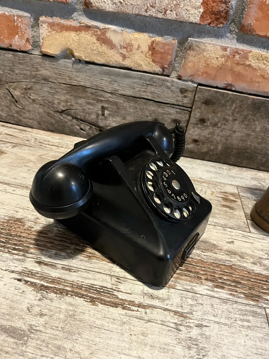 Vintage phone - Image 4