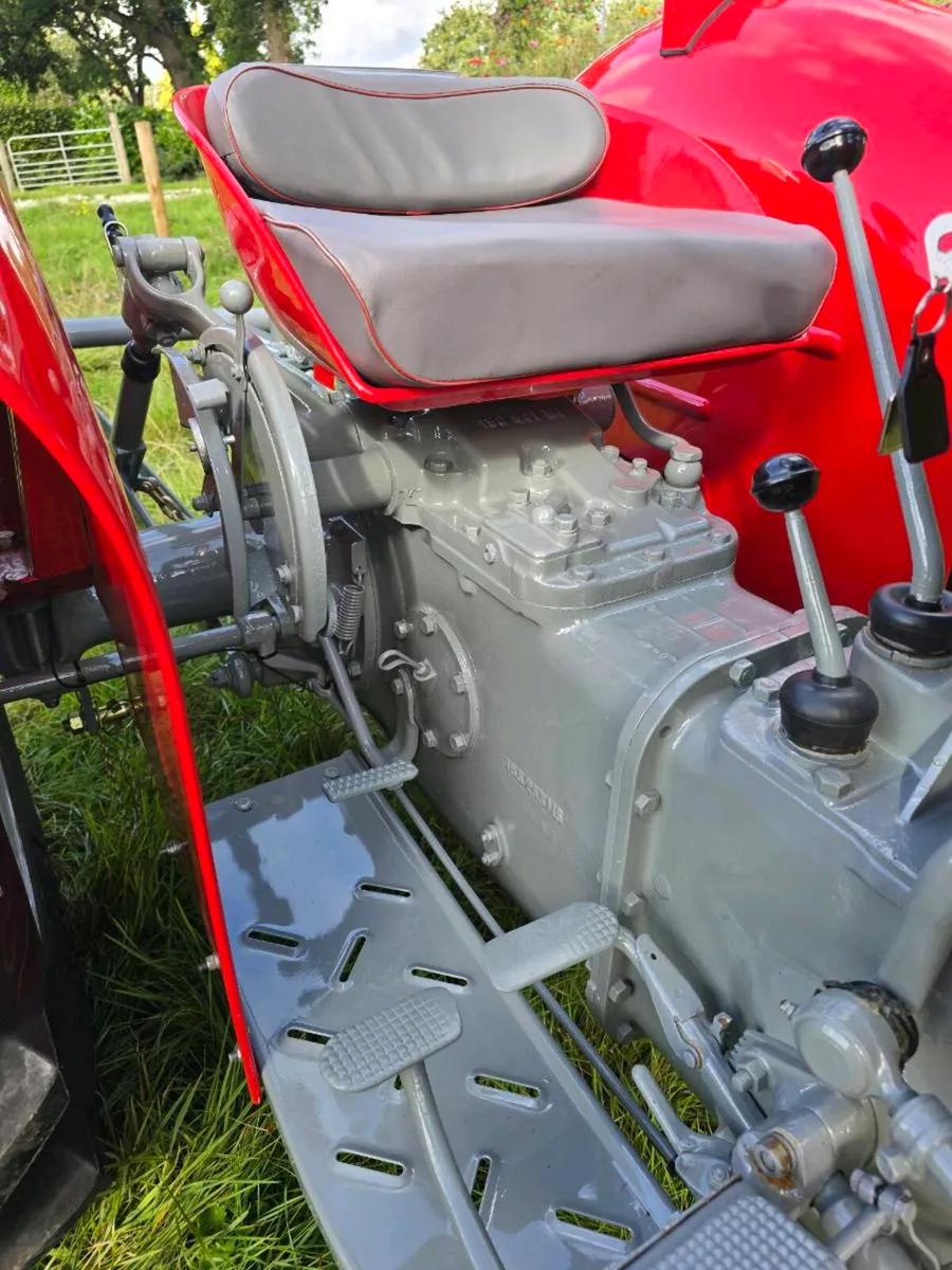 Massey 35x mint vintage tractor fully restored - Image 3