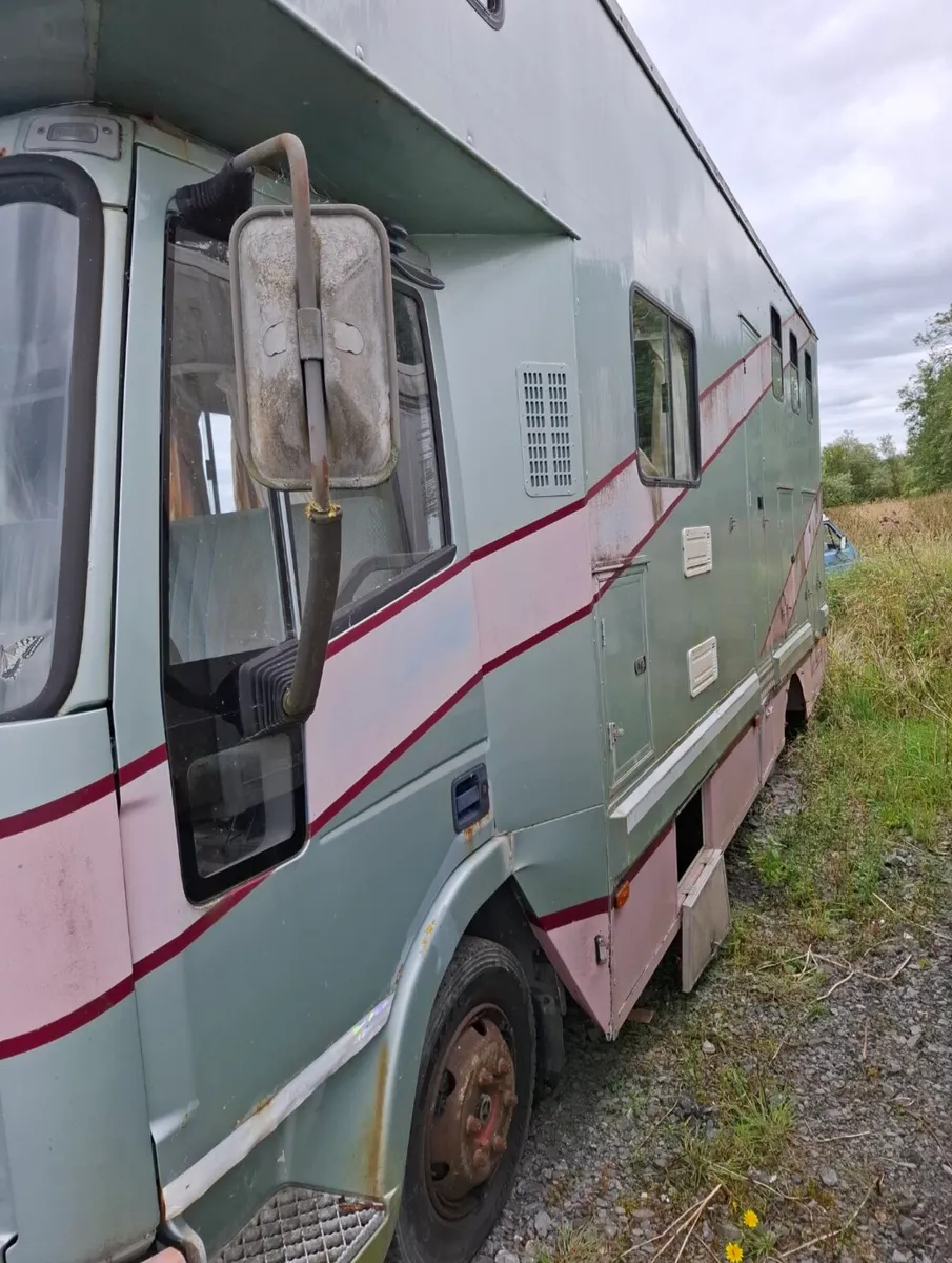 Horse lorry - Image 2