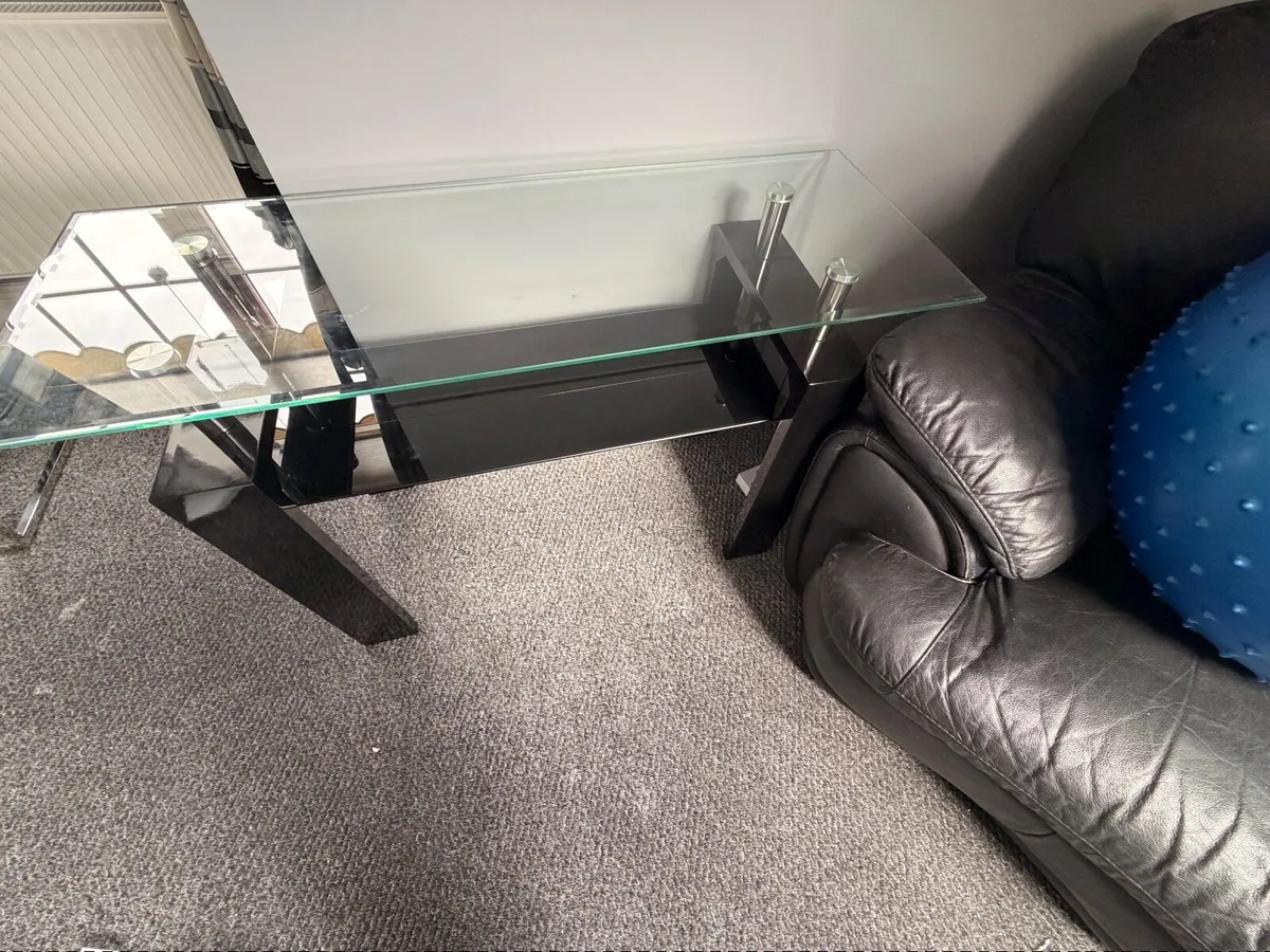 Black glass top console table - Image 1