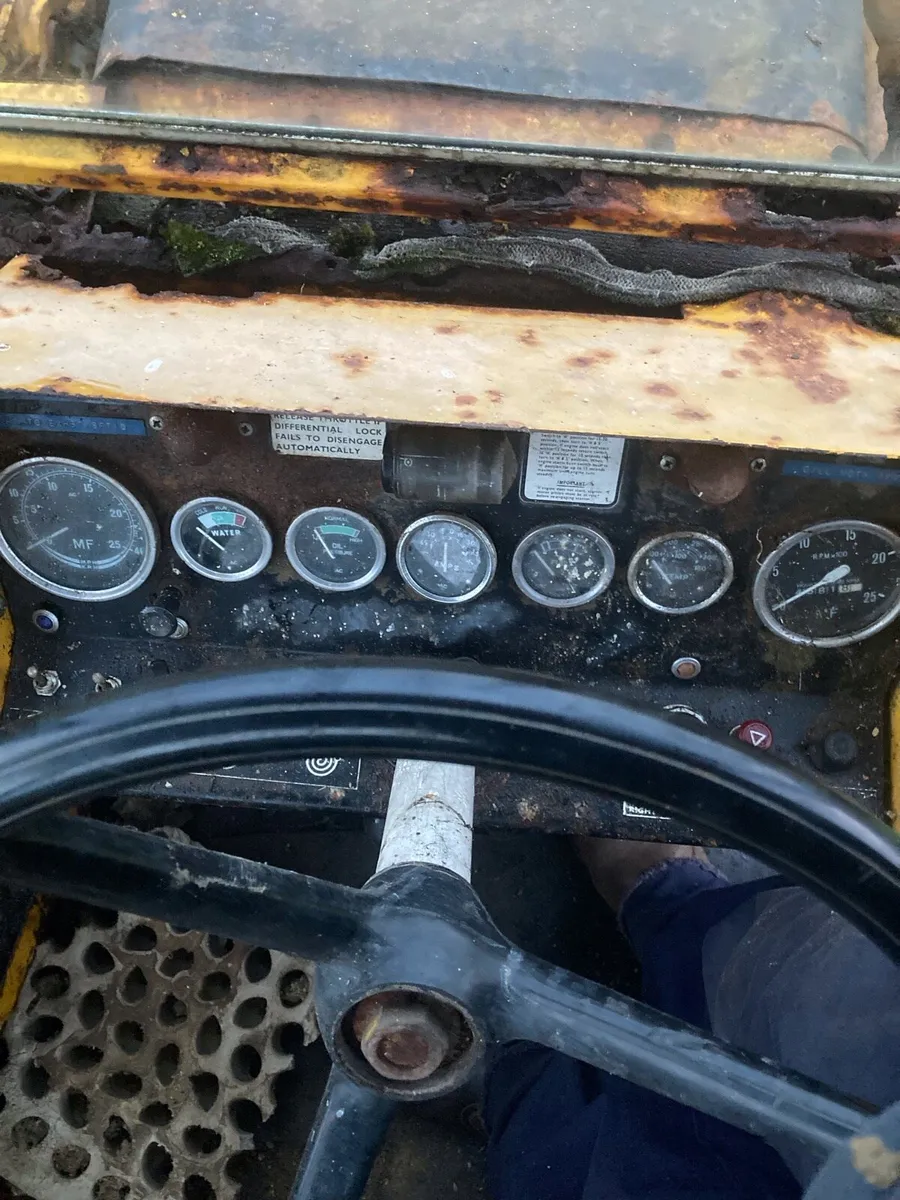 MF digger 50B - Image 3