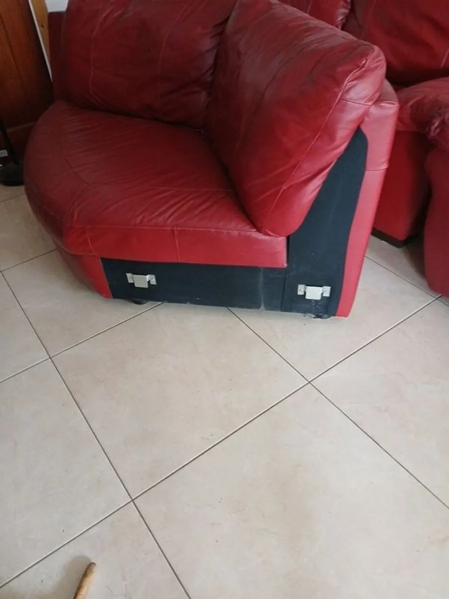 sofa - Image 3