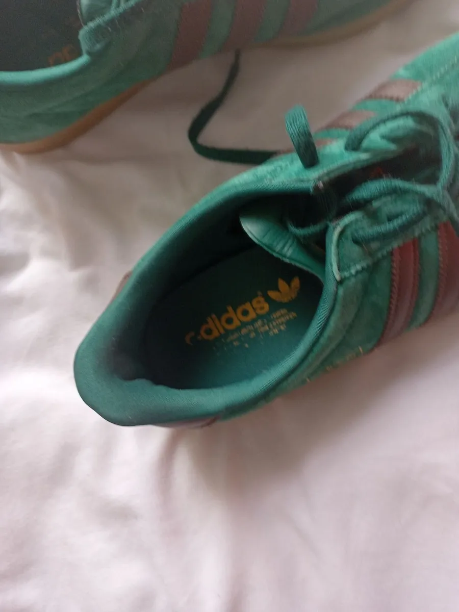 Rare Adidas Gazelles size 8 as New - Image 3