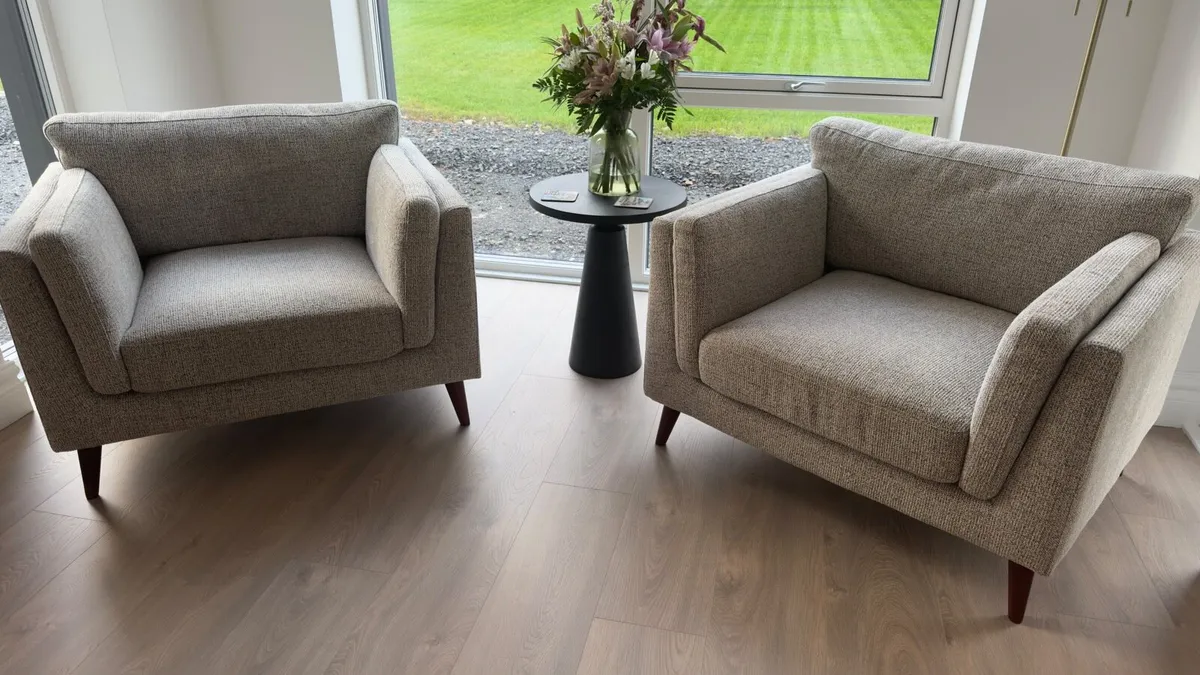 X2 Armchairs - Image 3