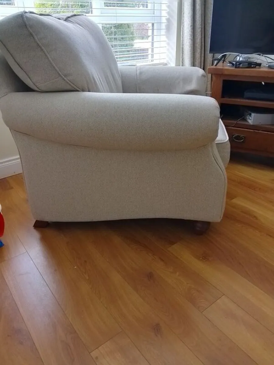 Armchair - Image 4