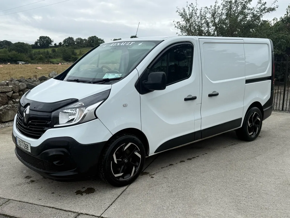 2019 Renault traffic - Image 1