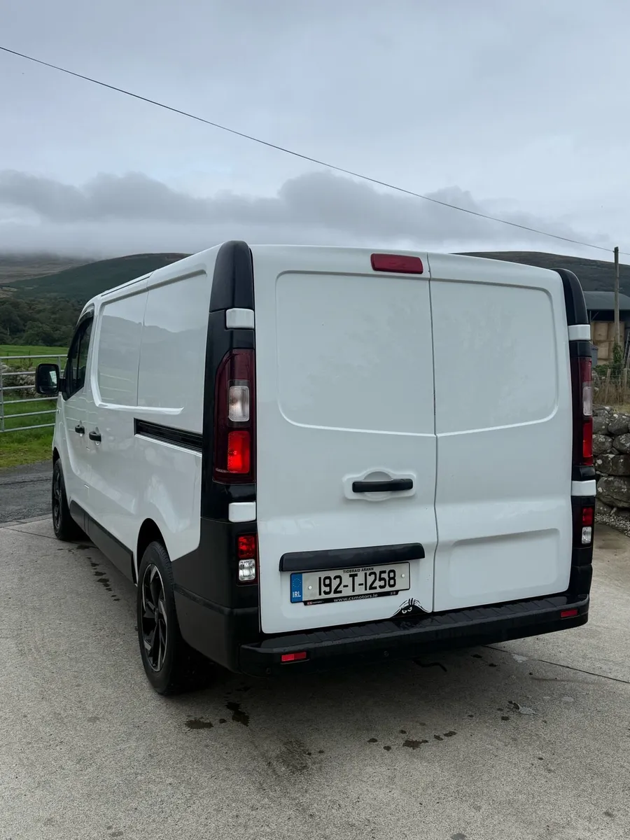 2019 Renault traffic - Image 3