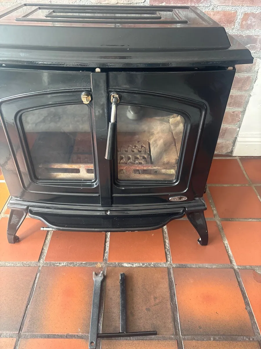 Stanley Grainne Solid Fuel Stove – Black Enamel - Image 1
