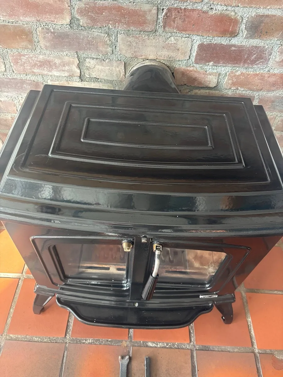 Stanley Grainne Solid Fuel Stove – Black Enamel - Image 2