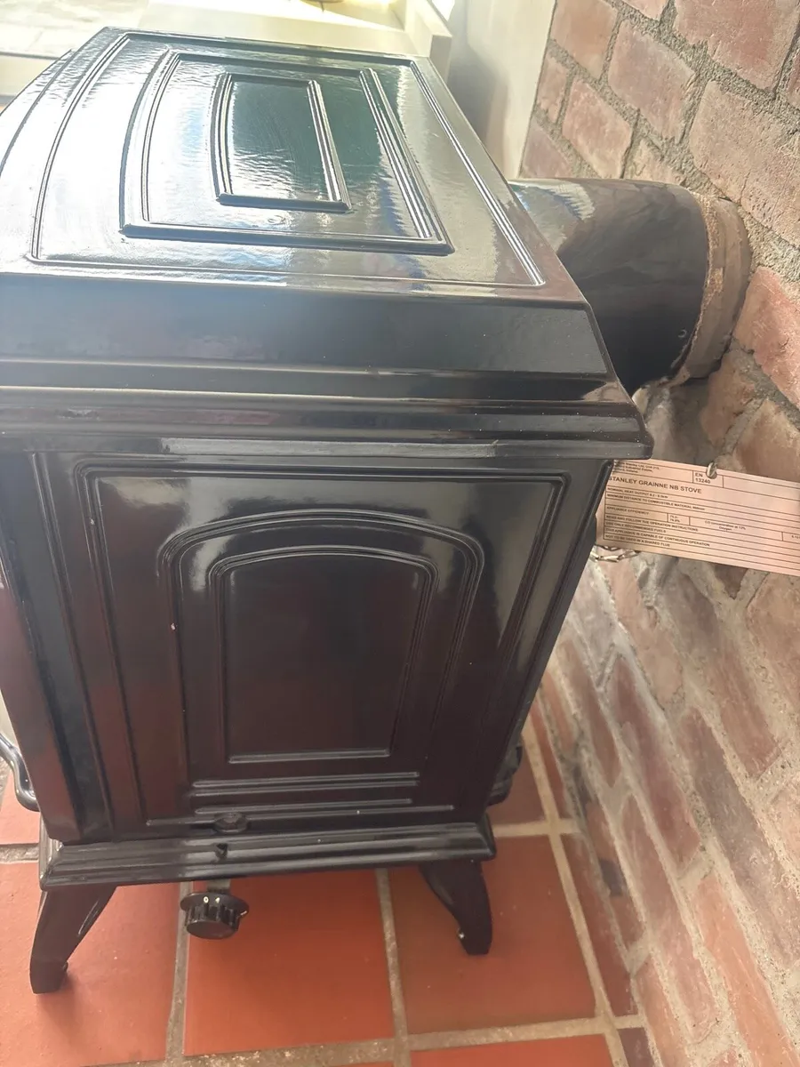 Stanley Grainne Solid Fuel Stove – Black Enamel - Image 3