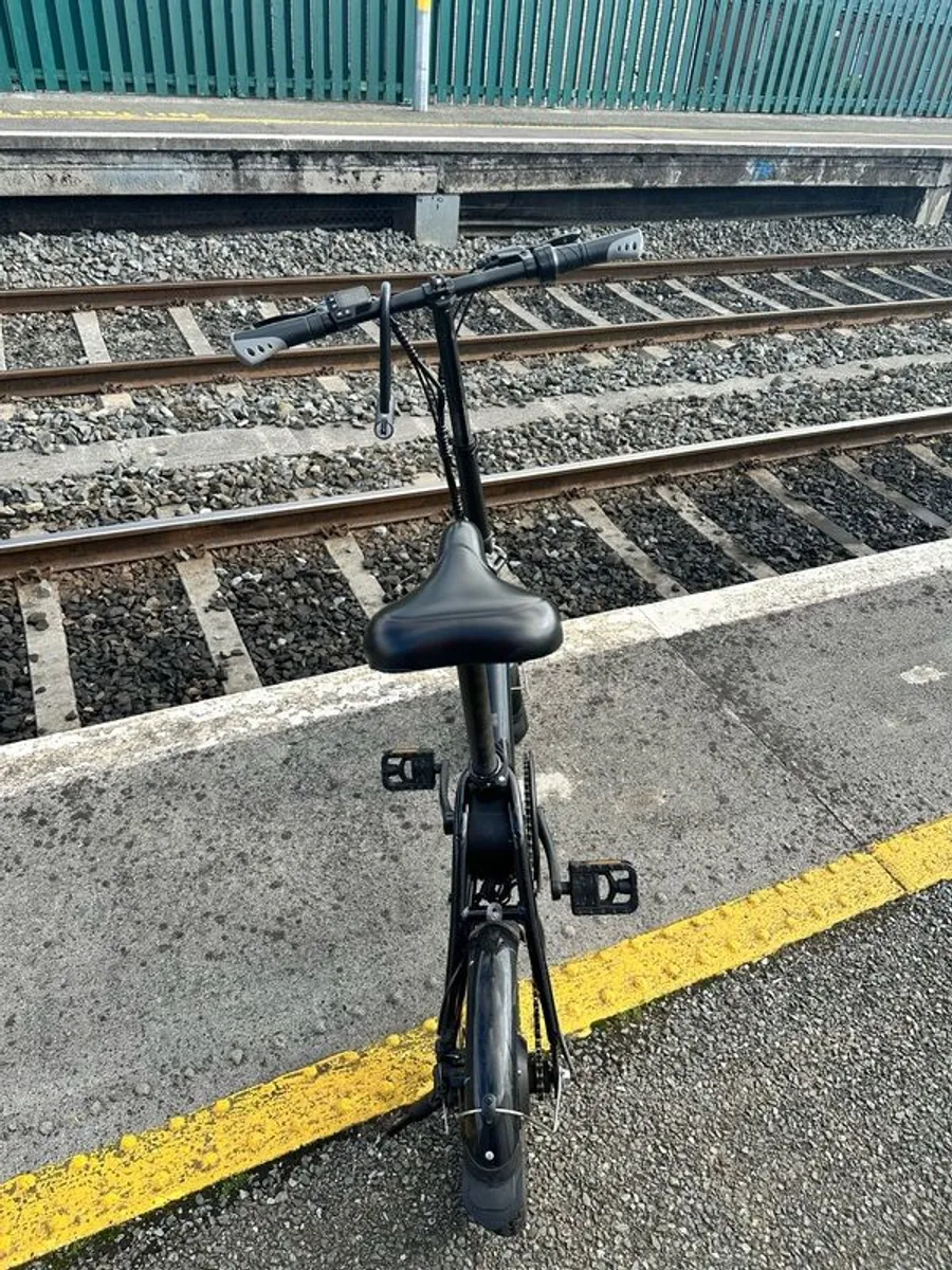 Fiido D3 pro Newer model, Excellent condition, low mileage, ready to ride - Image 4