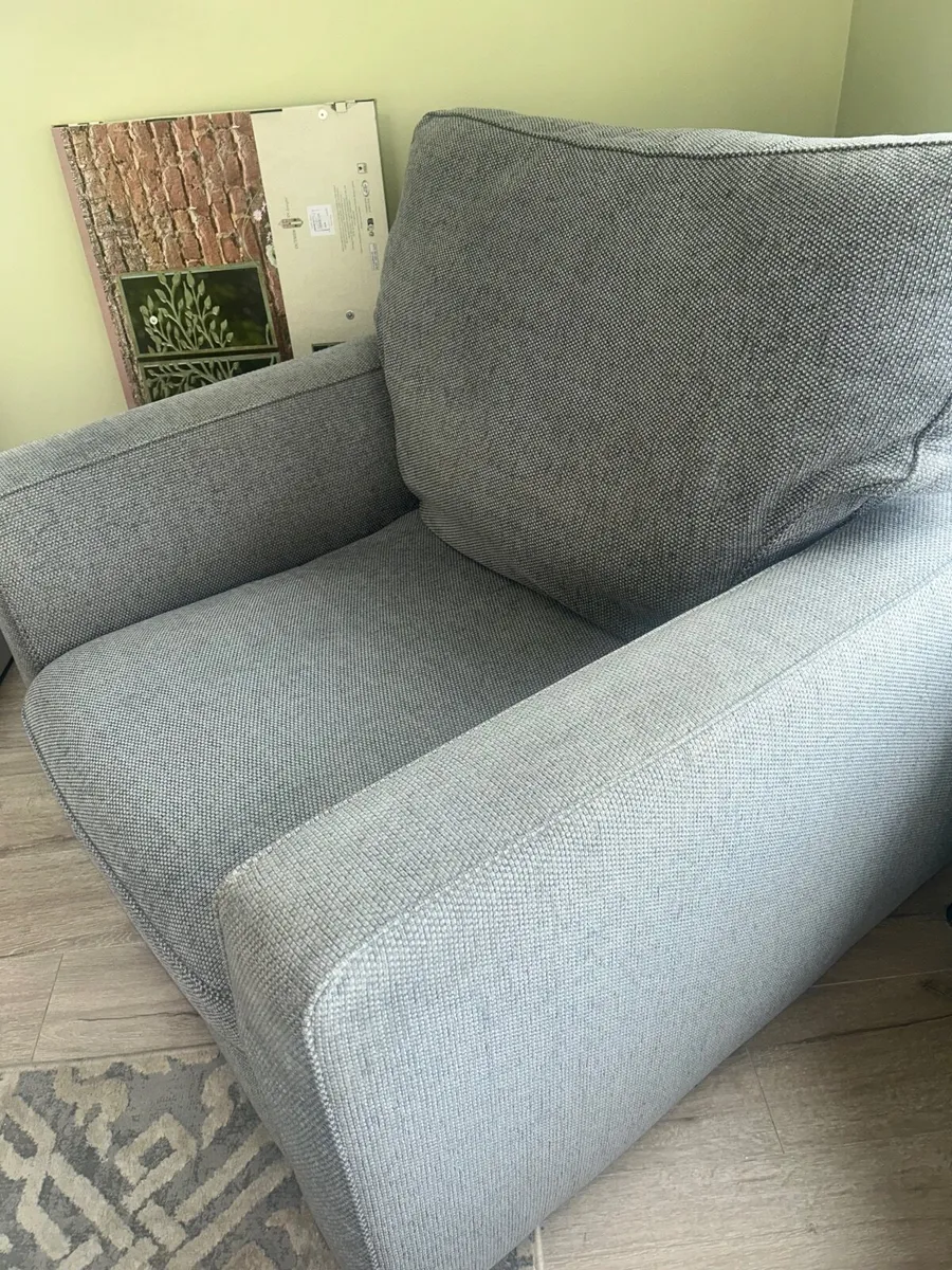 Armchair - Image 4