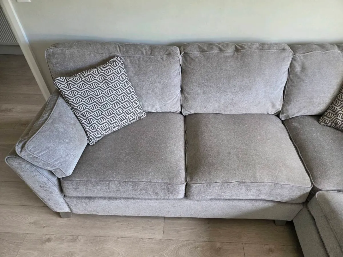 Large L-Shaped Corner Sofa - Image 4