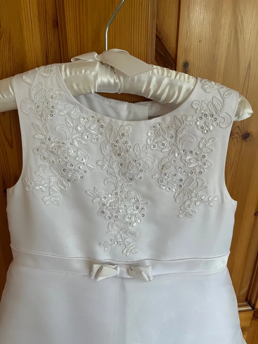Communion dress - Image 3