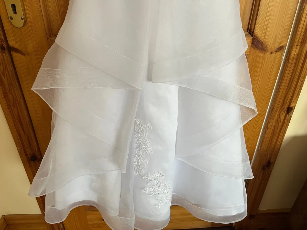 Communion dress - Image 4