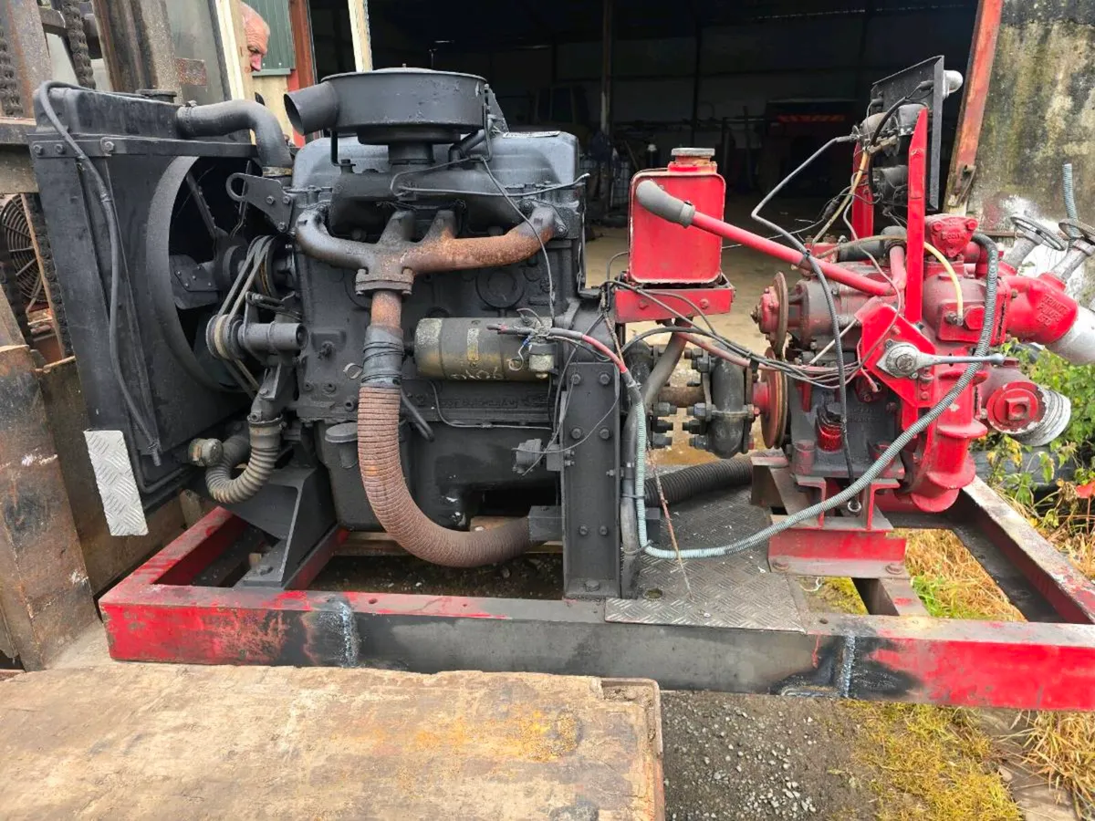 Ford fire pump - Image 2