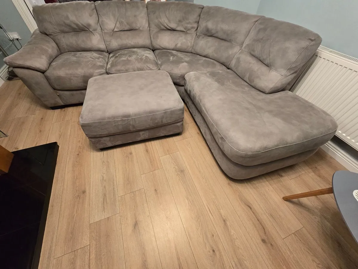 Sofa with large footstool - Image 4