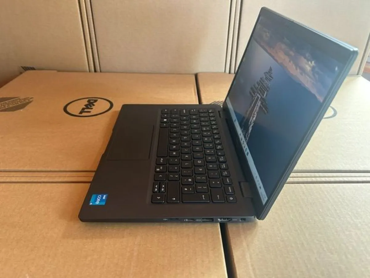 Dell Latitude 7320 13.3" i5-11th 16GB Ram-1TB SSD - Image 3