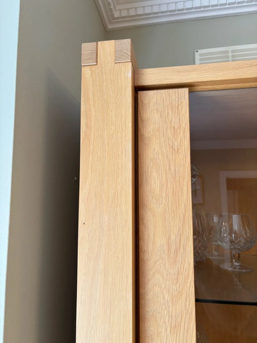 Display Cabinet - Image 2