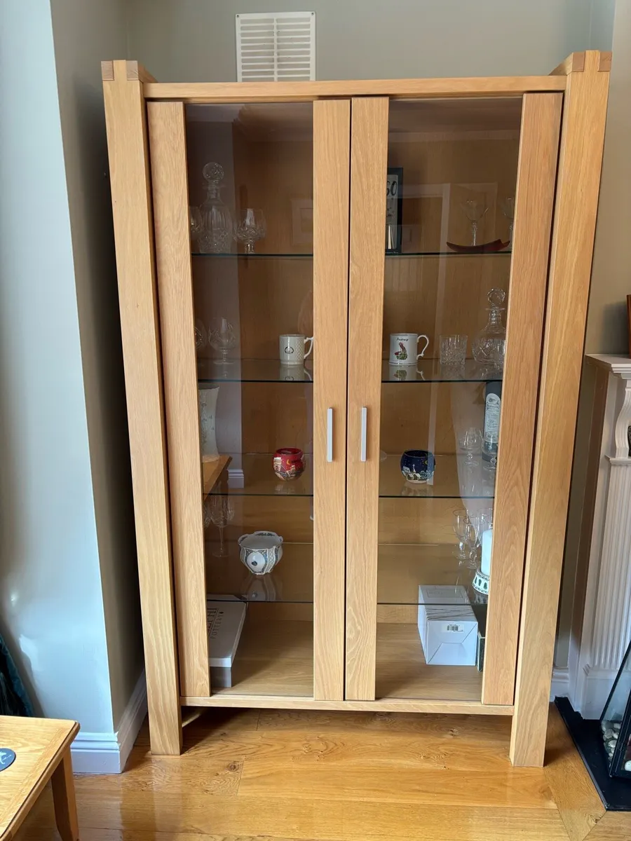 Display Cabinet - Image 4