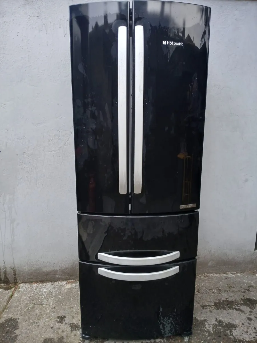 R FRIDGE AND FREEZER FOR SALE - Image 4