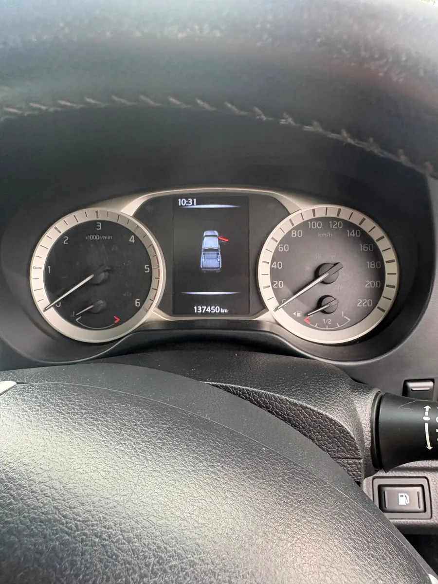 Nissan Navara 2017 - Image 2