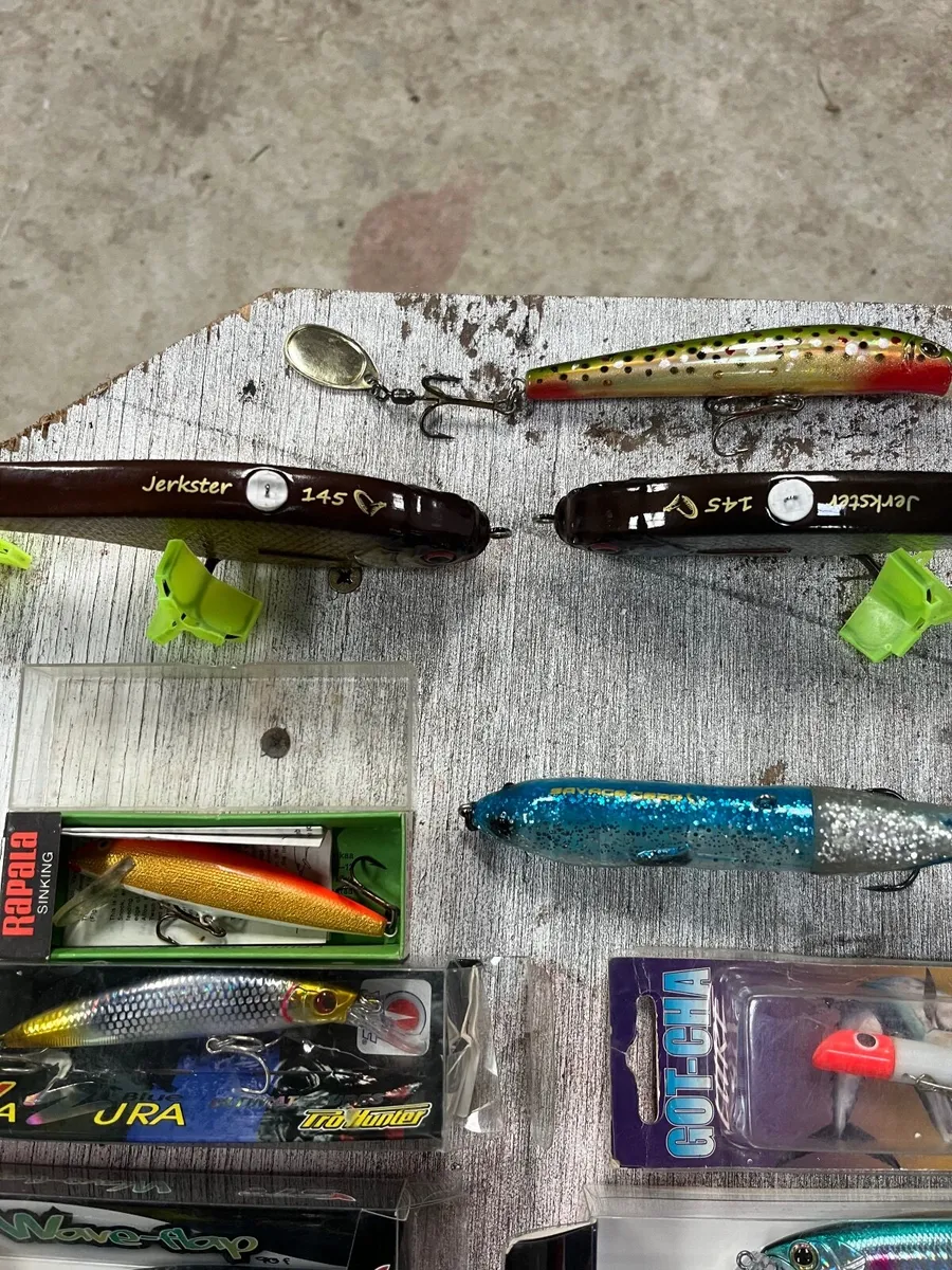 Fishing lures/pike trout and salmon. - Image 1