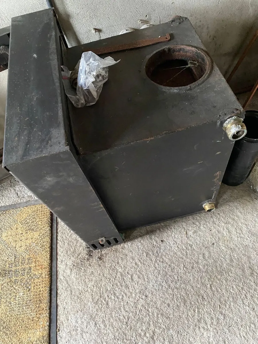 Insert stove - Image 1