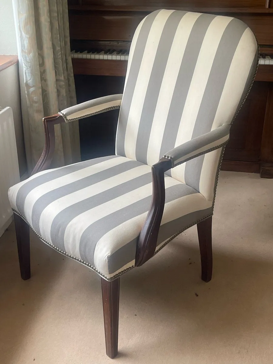 4 chairs - Image 2