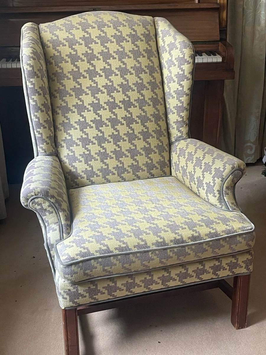 Armchair - Image 2