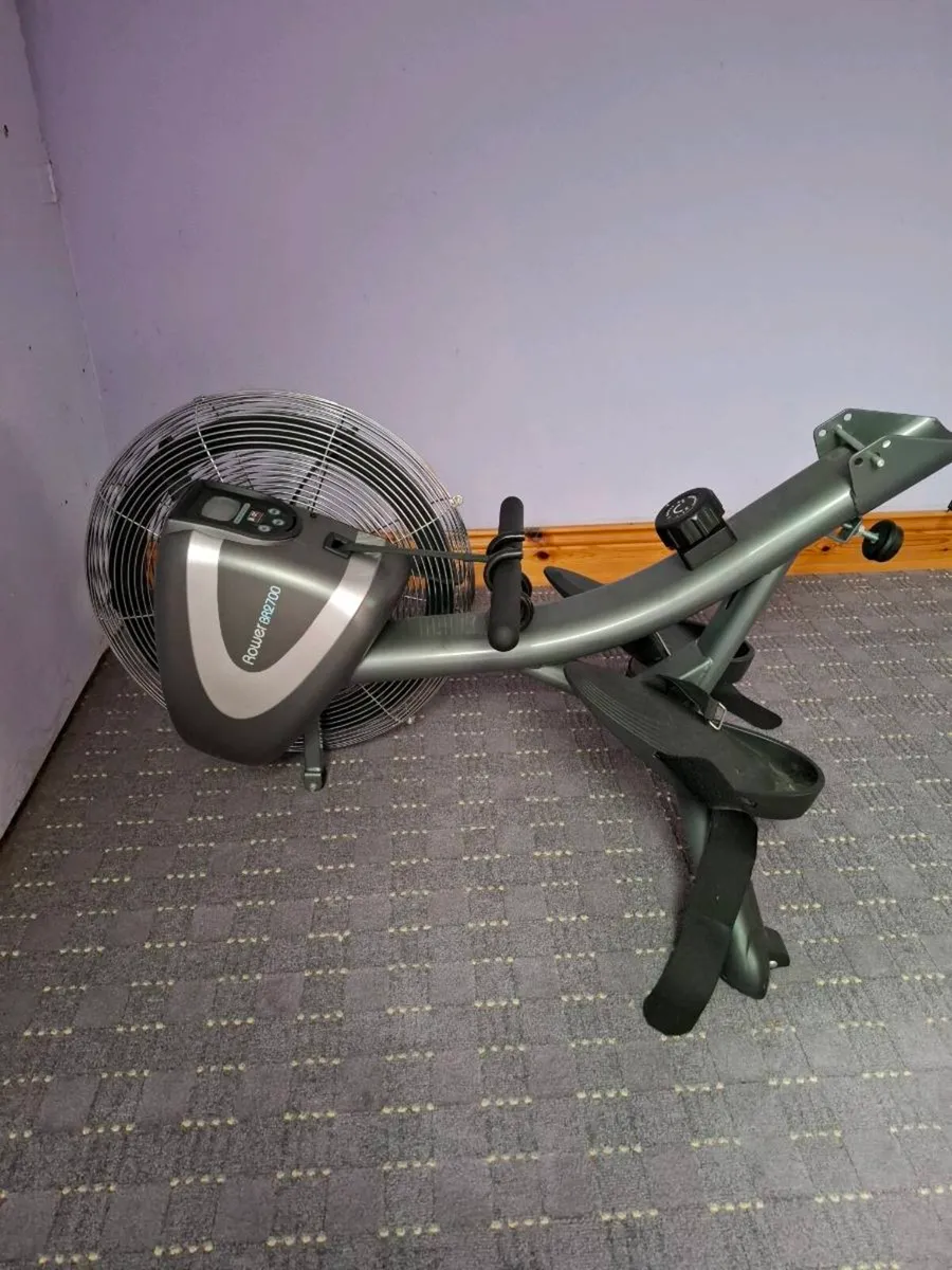 Rowing Machine - Image 1