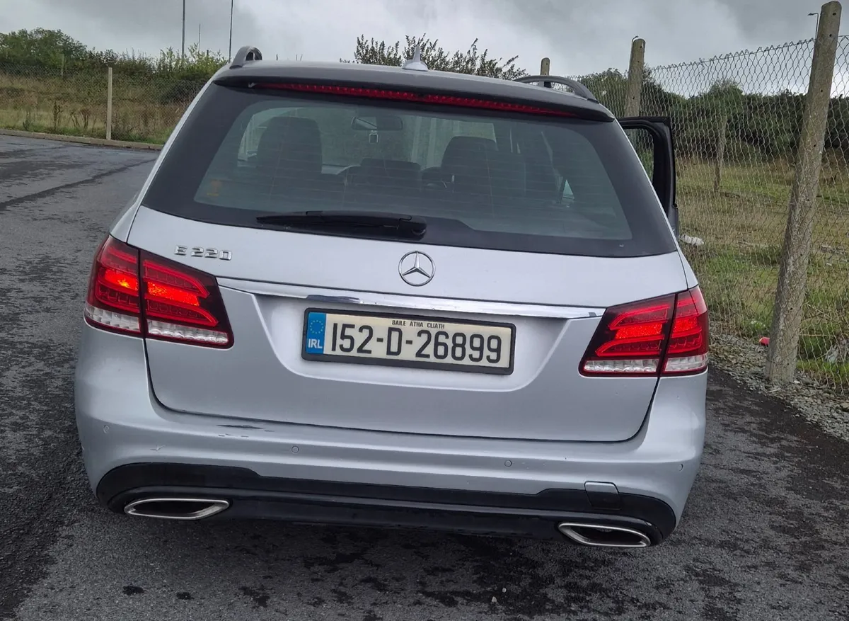 Car - Image 3