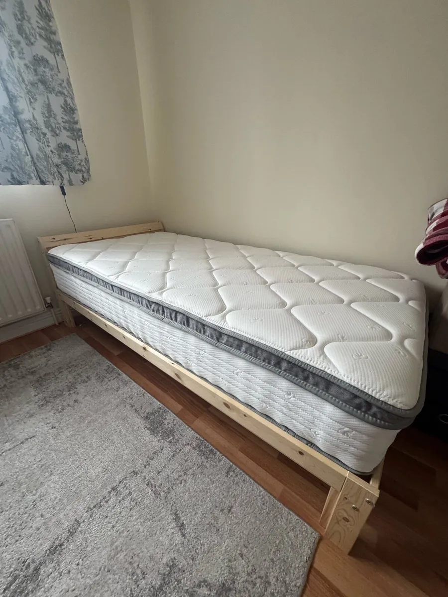 Single bed and mattress - Image 3