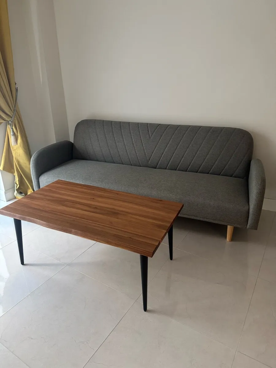 Coffee table - Image 1