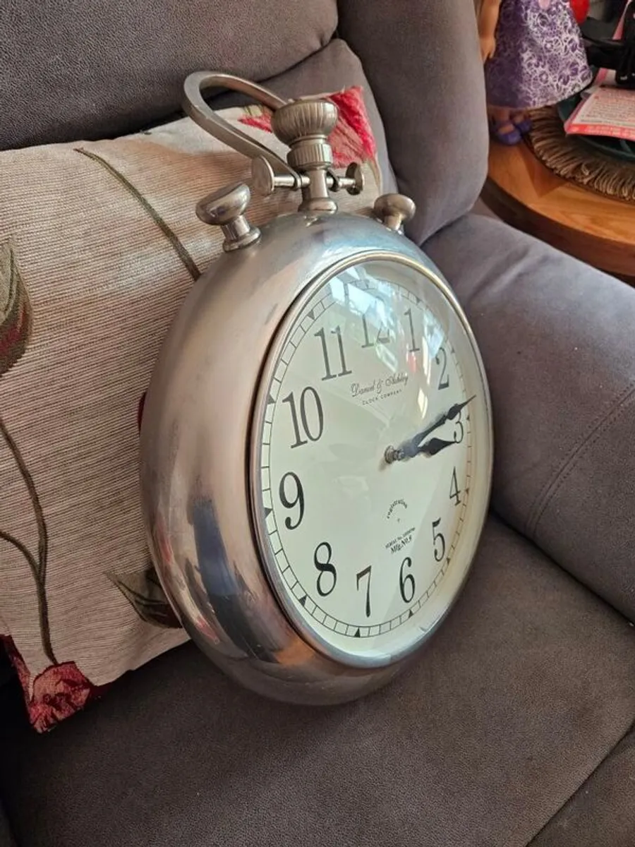 Beautiful Clock for sale - Image 1