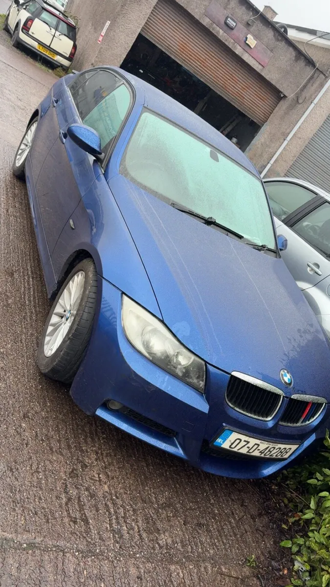 BMW e90 318i msport for breaking - Image 1