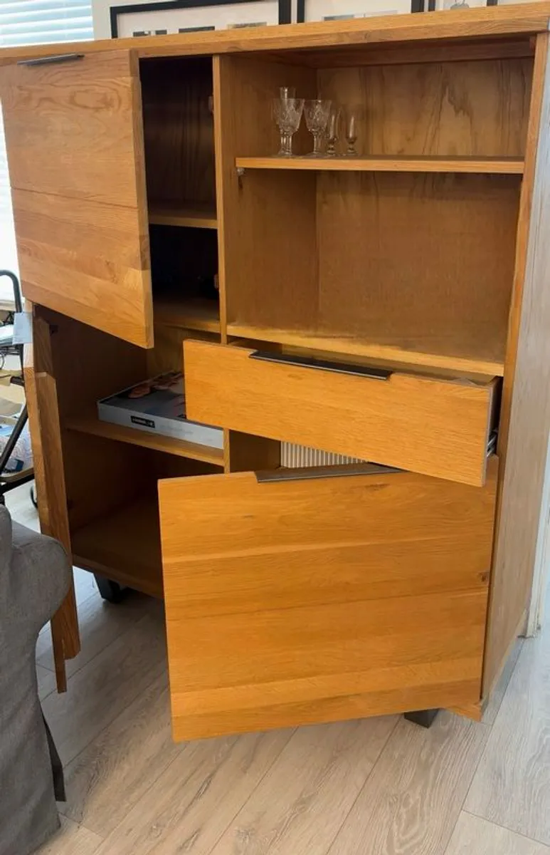 cabinet - Image 2