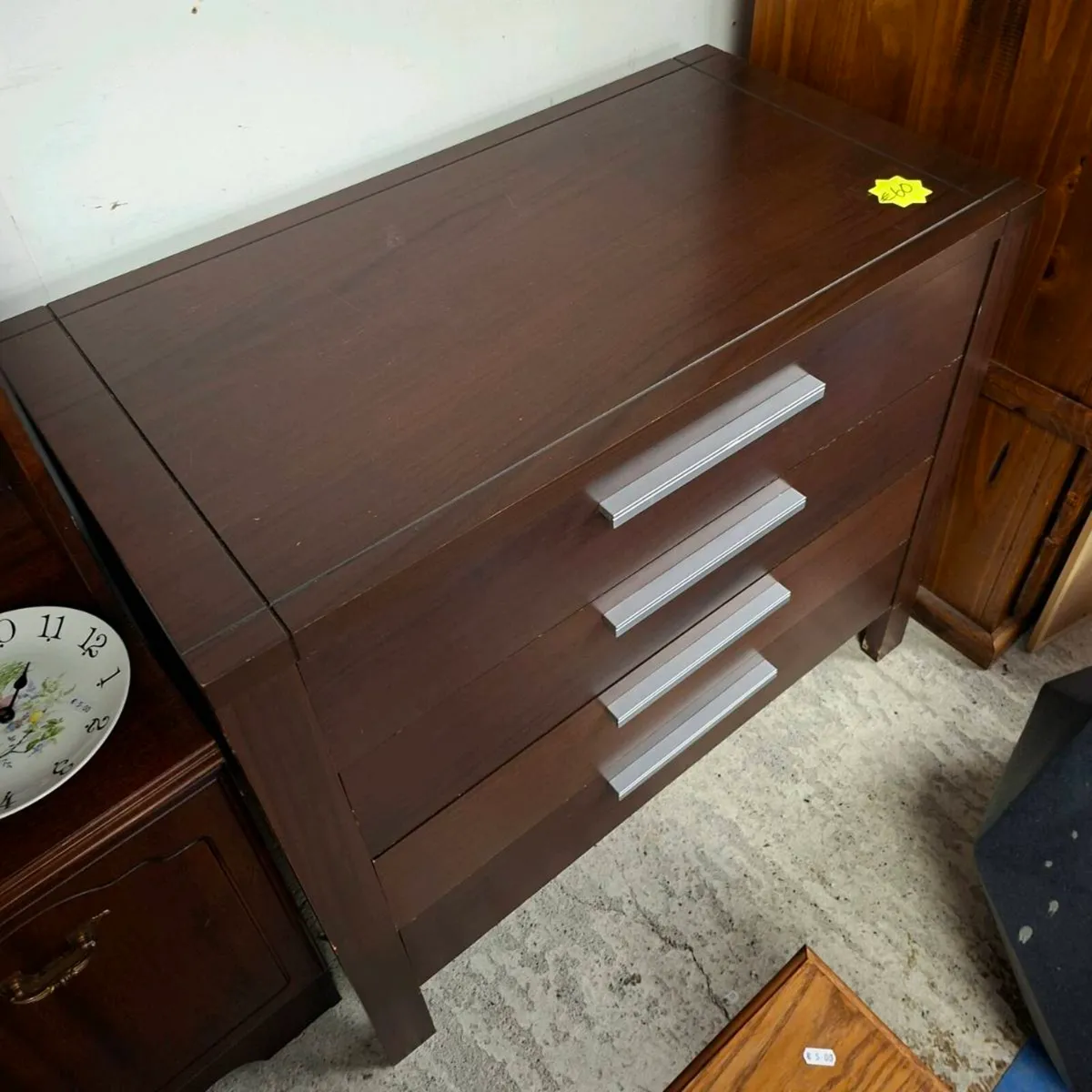 CHEST OF DRAWERS 4 DOOR - Image 2