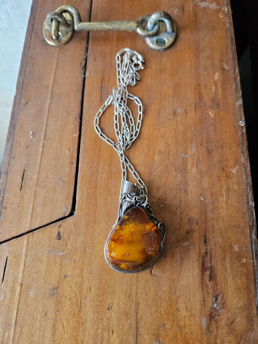 Vintage Necklace - Image 1