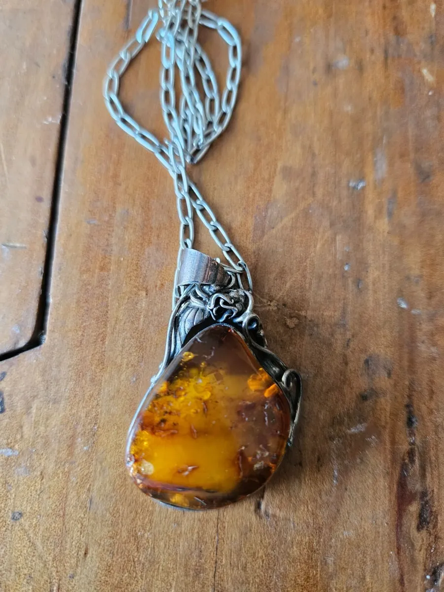 Vintage Necklace - Image 2