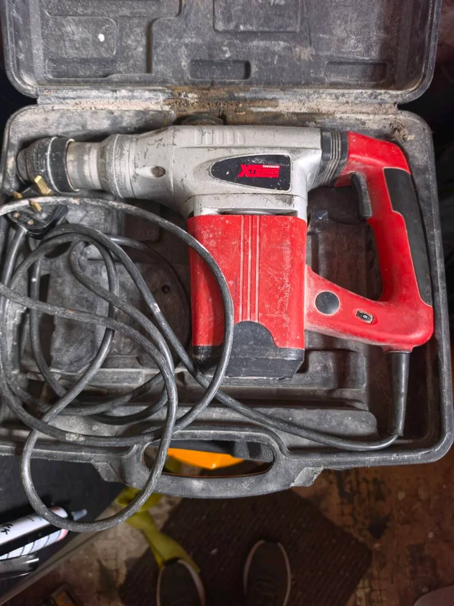 SDS hammer drill. - Image 3