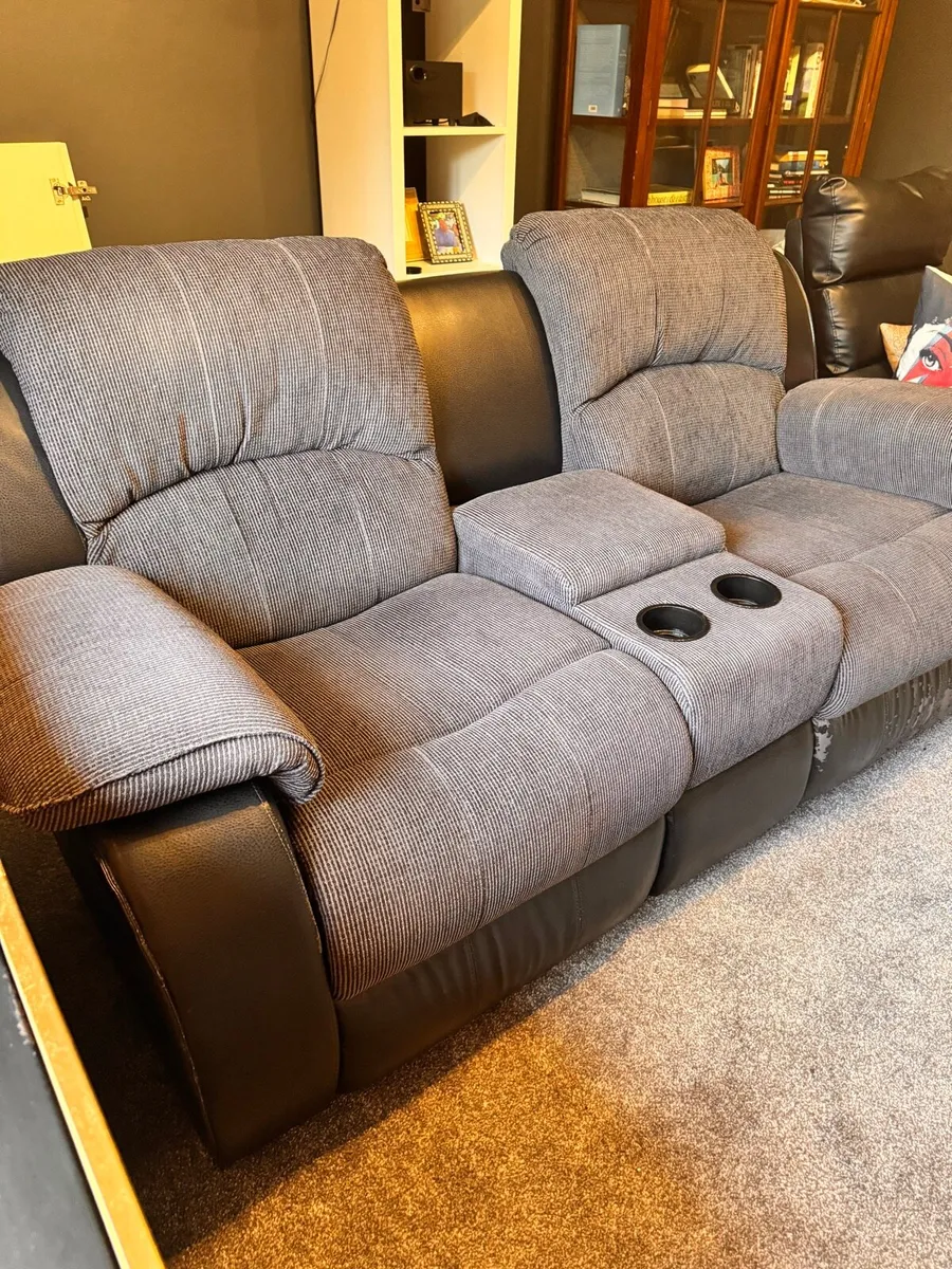 recliner sofa - Image 1