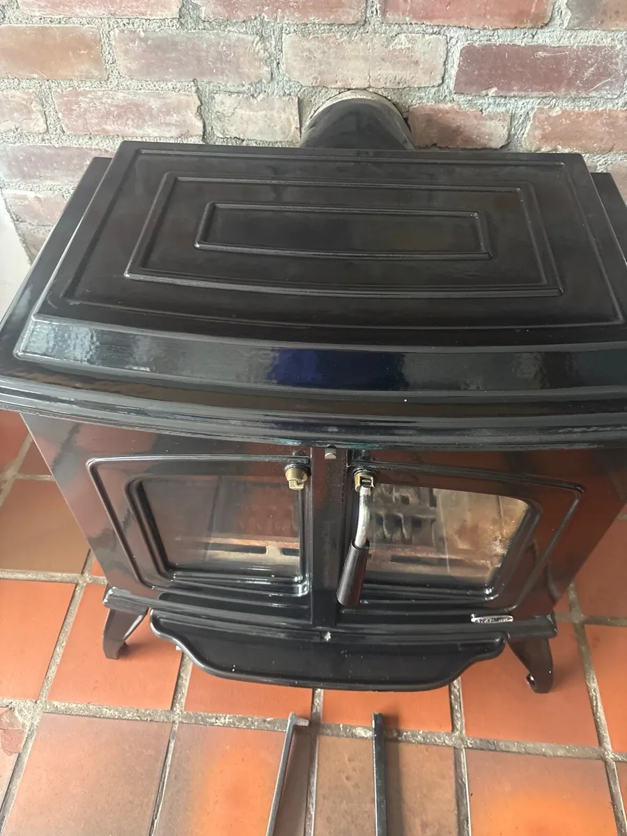 Stanley Grainne Solid Fuel Stove - Image 3