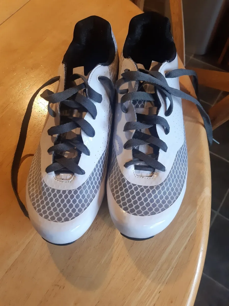 NW carbon shoes - Image 1