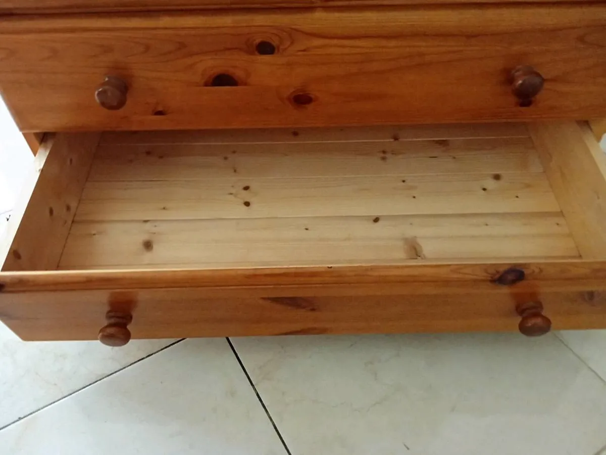 Wardrobes - Image 3