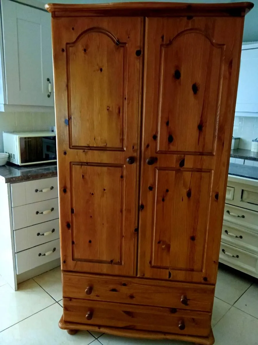 Wardrobes - Image 4