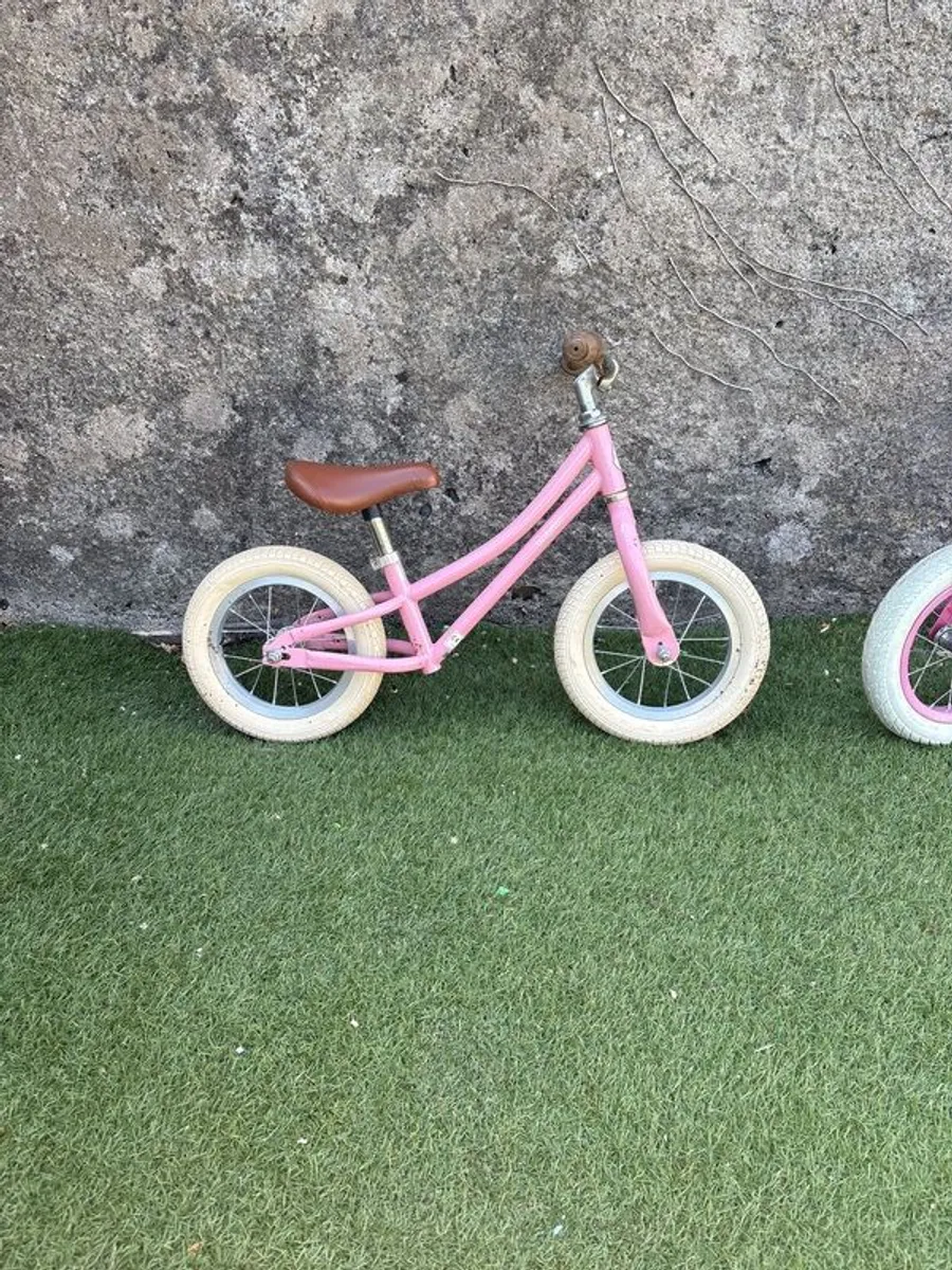 Bobbin Balance Bike - Image 1
