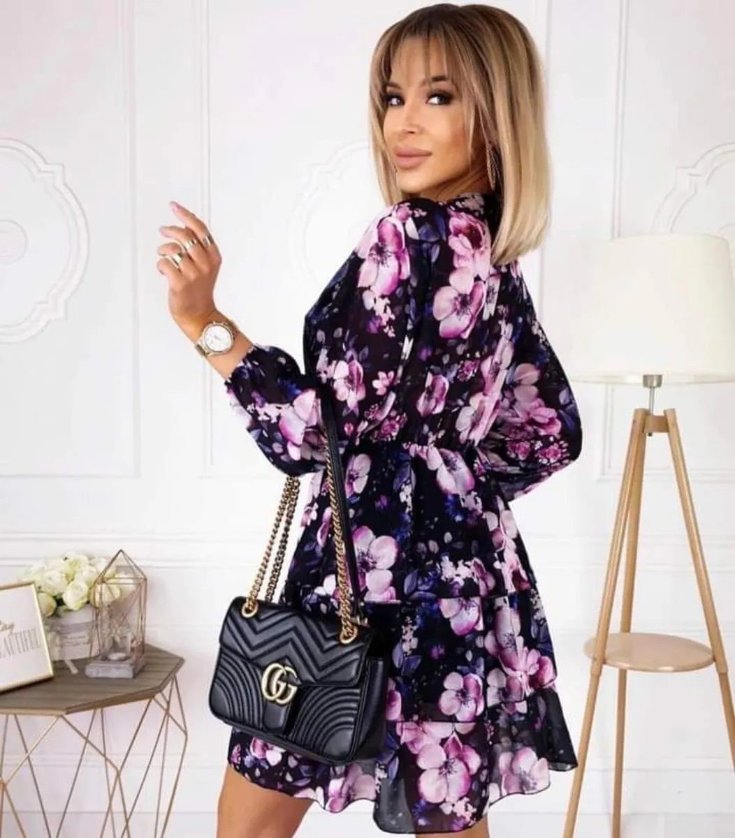 Floral dress, envelope with frills - Image 1