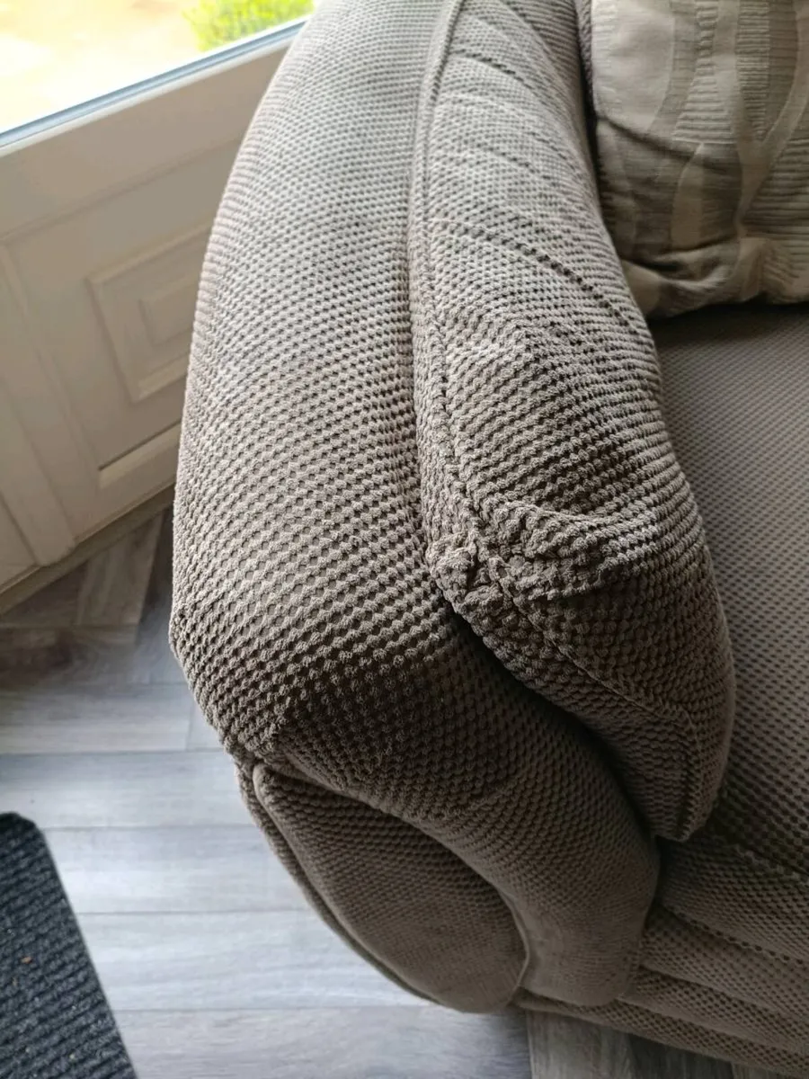 4 seater sofa - Image 2